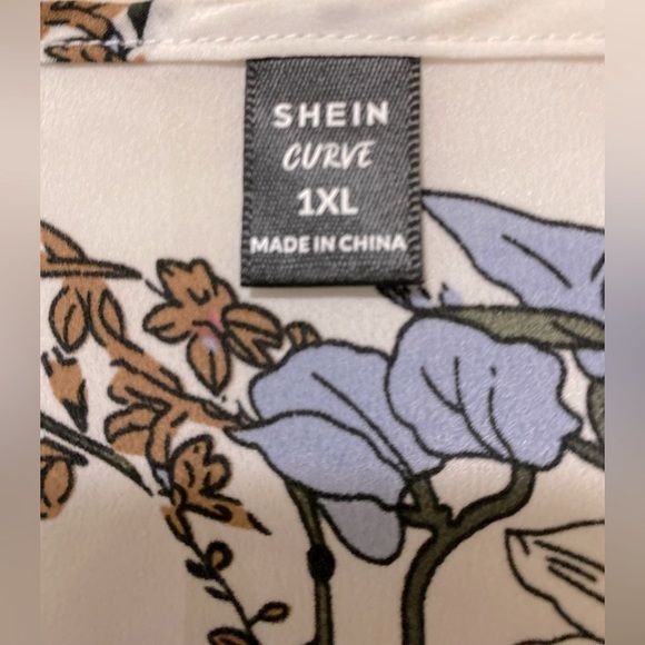 SHEIN White Floral V-neck Top Size XL-NWOT - Picture 5 of 5